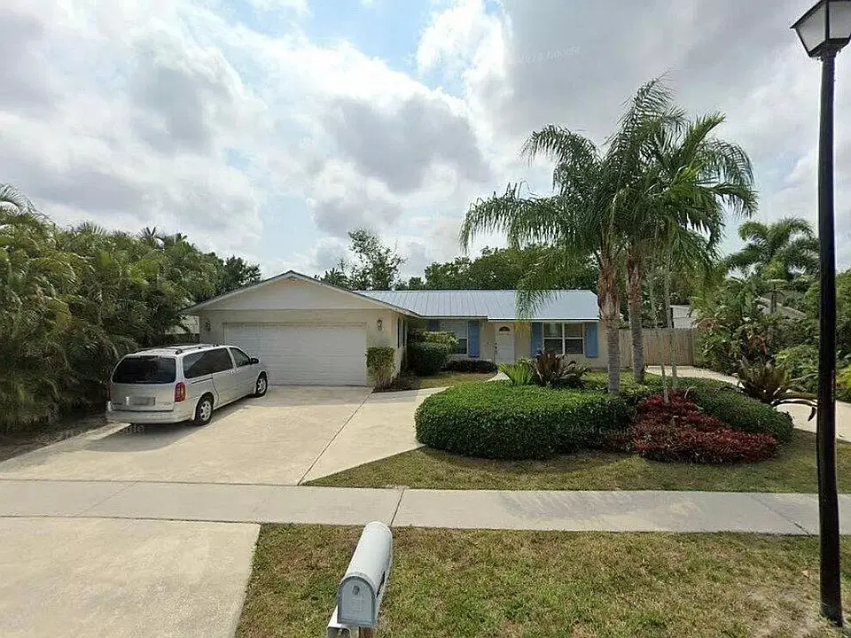 S Pennock Ln, Jupiter, FL 33458