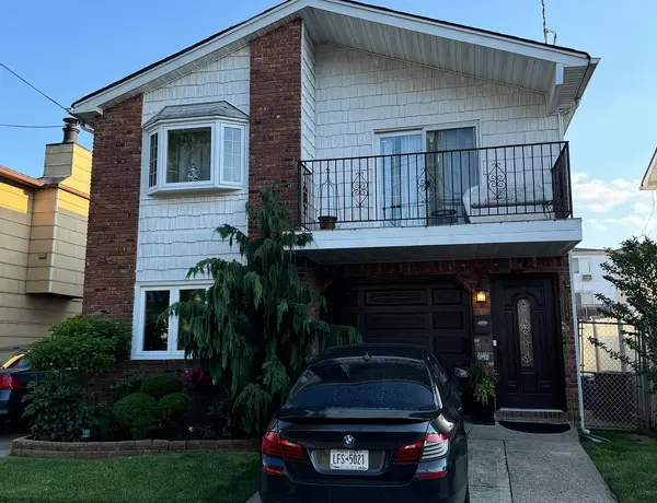 316 Dongan Hills Ave, Staten Island, NY 10305-2239