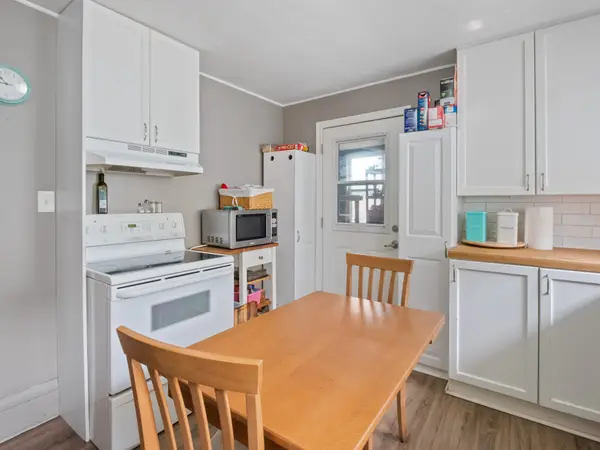 29 HERRICK Avenue, St. Catharines, ON L2P 2S6