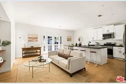 452 N Avenue 52, Los Angeles, CA 90042-3276