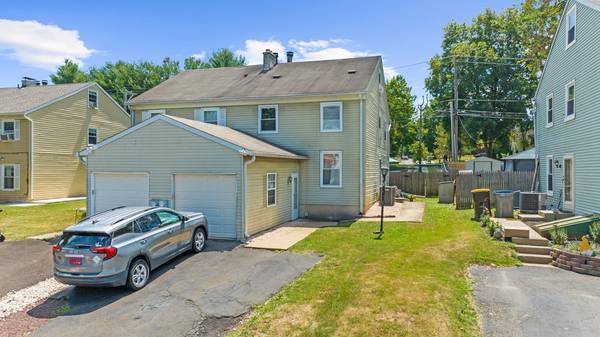 107 Deerpath Ln, Lansdale, PA 19446-1423