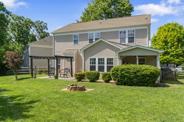 4408 Overbecks Ln, Waxhaw, NC 28173-6957