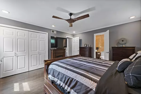 315 8th St Piscataway, NJ 08854-1924