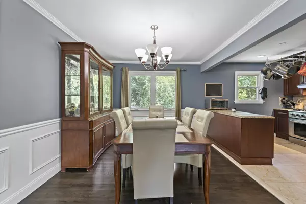 315 8th St Piscataway, NJ 08854-1924