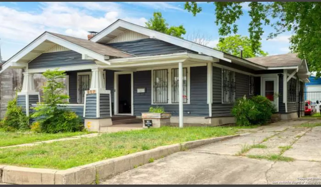 807 Rigsby Ave, San Antonio, TX 78210-3120