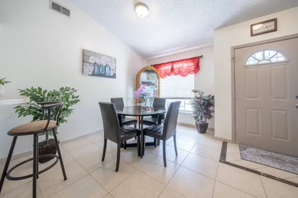 7801 Pine Fork Dr, Orlando, FL 32822-7229