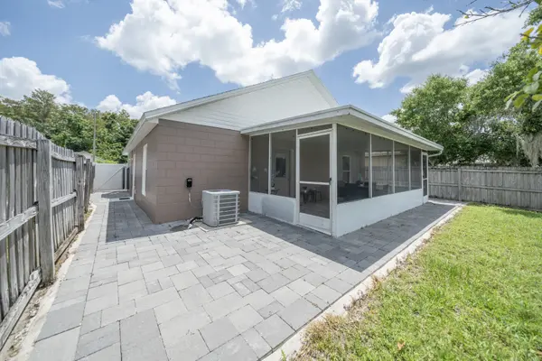 7801 Pine Fork Dr, Orlando, FL 32822-7229