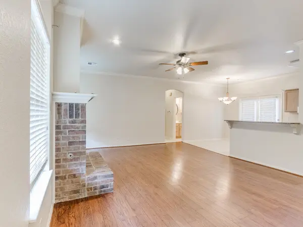 4437 NW 32nd Pl, Oklahoma City, OK 73112-3124