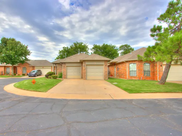 4437 NW 32nd Pl, Oklahoma City, OK 73112-3124