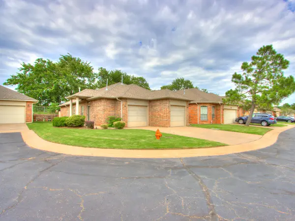 4437 NW 32nd Pl, Oklahoma City, OK 73112-3124