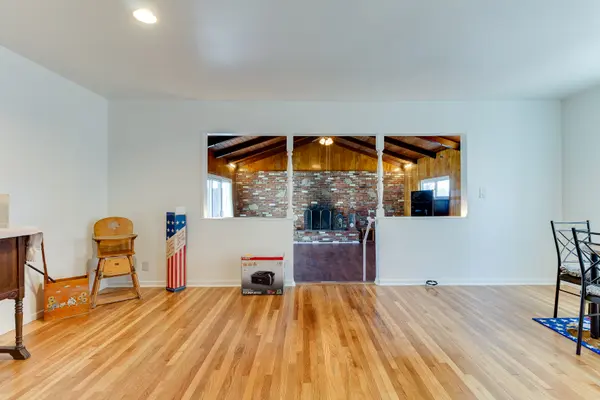 13124 Carfax Ave, Downey, CA 90242-5016
