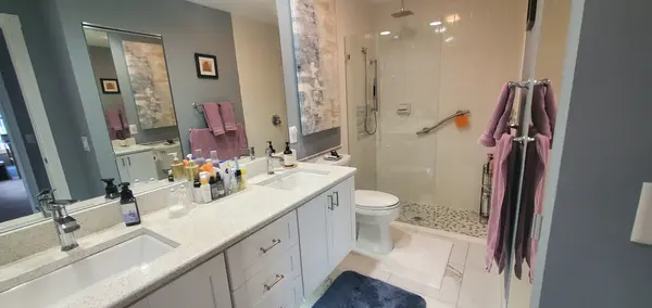 Camminare Dr, Sarasota, FL 34238