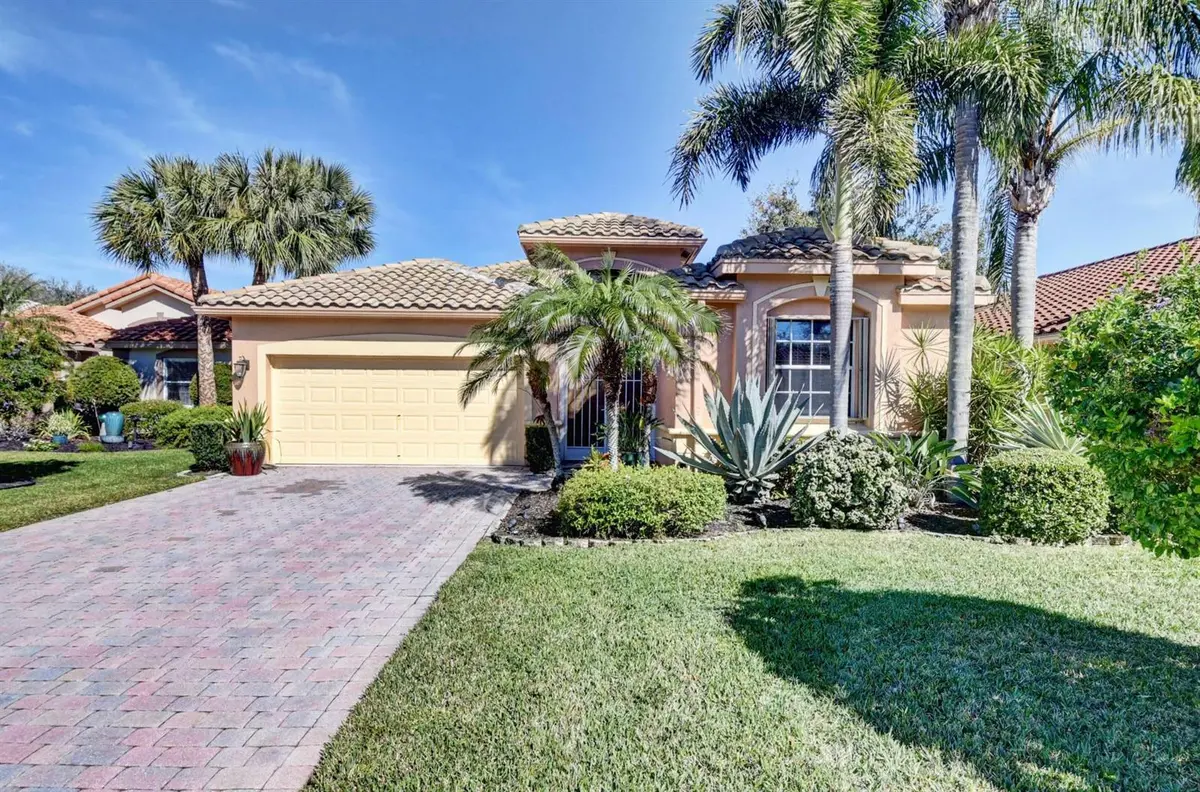 7805 Caprio Dr, Boynton Beach, FL 33472-7379