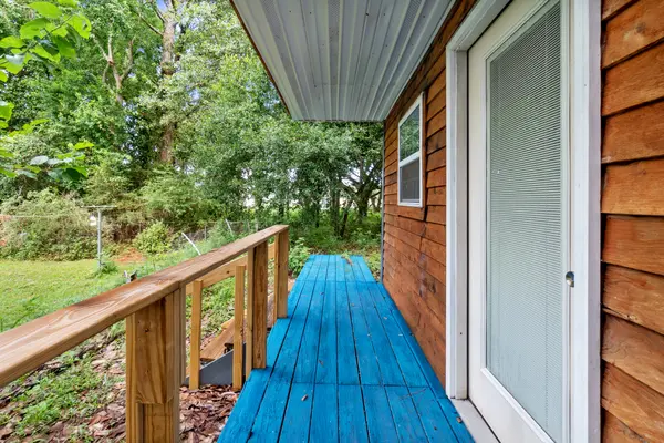 1603 S Fairfield Dr, Pensacola, FL 32507-1606