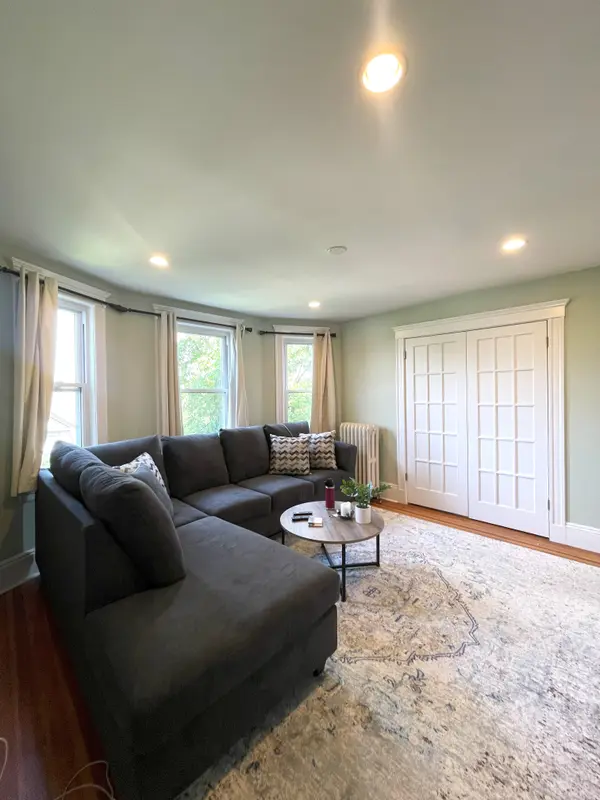 69 Montebello Rd #3, Jamaica Plain, MA 02130-3063