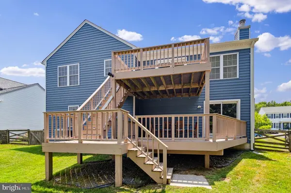 14 Dudley Ct, Sterling, VA 20165-5776