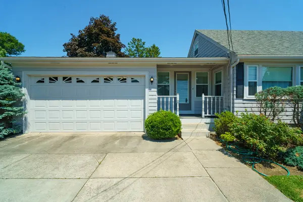 53 Dorothy Ave, Providence, RI 02904-1276