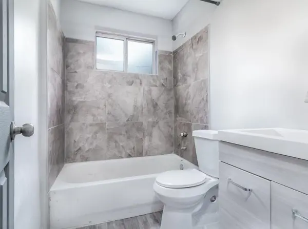 156 Fairfield Pl NW, Atlanta, GA 30314-1243