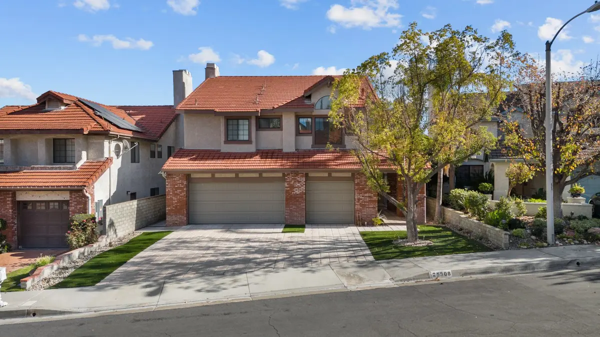 25308 Joyce Pl, Stevenson Ranch, CA 91381-1514