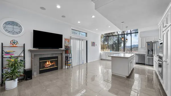 25308 Joyce Pl, Stevenson Ranch, CA 91381-1514