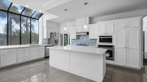 25308 Joyce Pl, Stevenson Ranch, CA 91381-1514