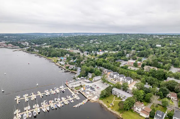 356 Shore Drive #1, Bedford, NS B4A 2C6