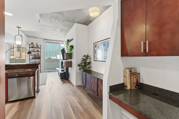 360 Nueces St #907, Austin, TX 78701-4119