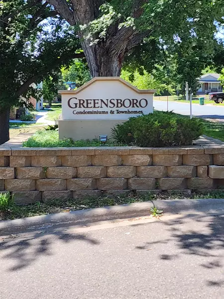 7411 Franklin Ave W, St Louis Park, MN 55426-2014