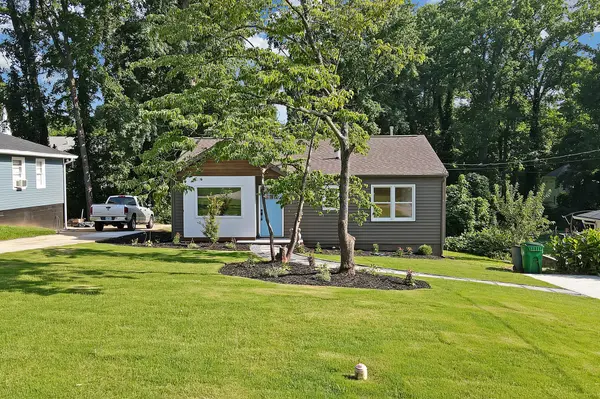 3406 Bennington Dr, Decatur, GA 30032-2560