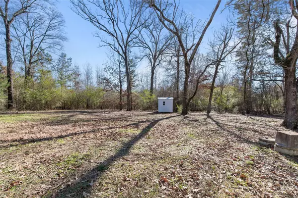 Mooringsport, LA 71060-8656,7999 Teal Glen Dr