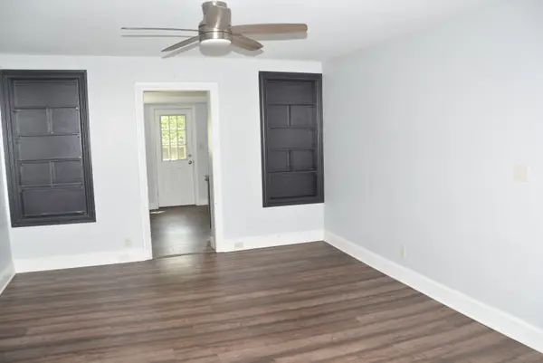 317 W Union Blvd, Bethlehem, PA 18018-3728