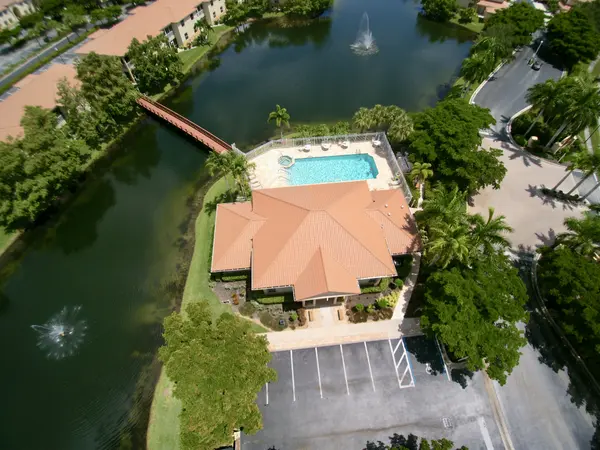 15360 BELLAMAR CIR #3512 FORT MYERS, Fl 33908,