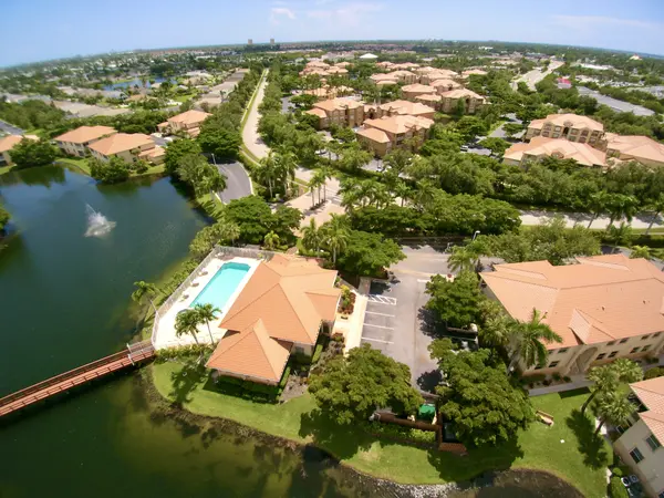 15360 BELLAMAR CIR #3512 FORT MYERS, Fl 33908,