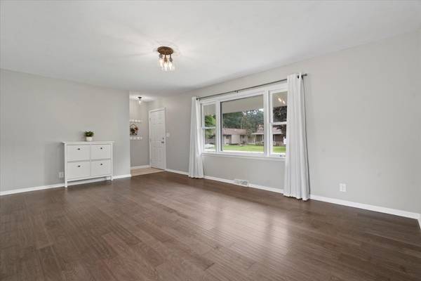 Franklin, WI 53132-9779,8028 W High St