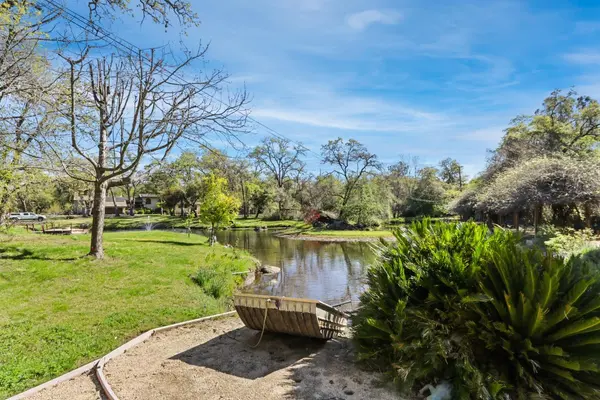 9274 King Rd, Loomis, CA 95650-8402