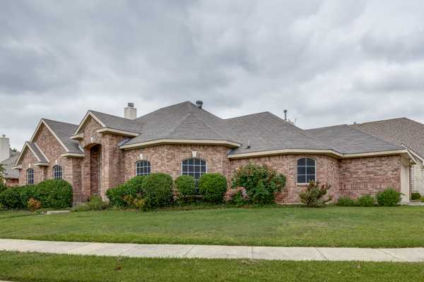 4828 Campfire Ct, Fort Worth, TX 76244-7921