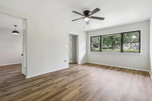38 Rutledge Dr, Youngstown, OH 44505-4940