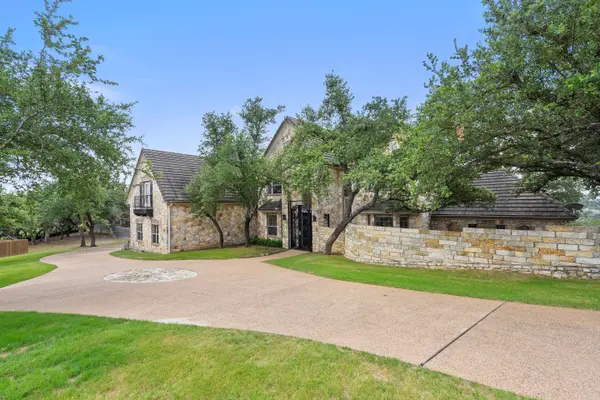 17137 Majestic Ridge Rd, Austin, TX 78738-1207