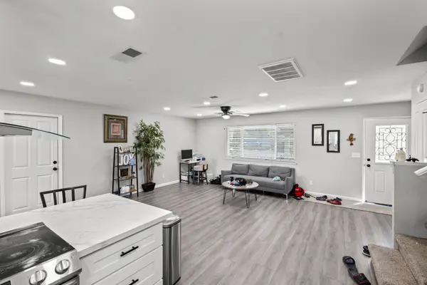 23388 Valeta Dr, Chowchilla, CA 93610-9024