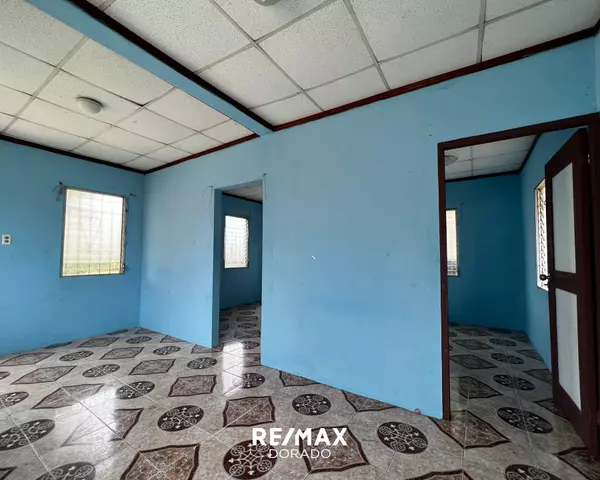 Cayo,,2 Bedroom 1 Bath Home in Cotton Tree