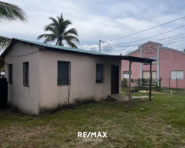 2 Bedroom 1 Bath Home in Cotton Tree, Cayo, 