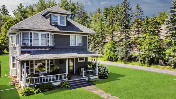 6081 Main St, Tannersville, NY 12485