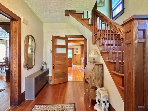 6081 Main St, Tannersville, NY 12485