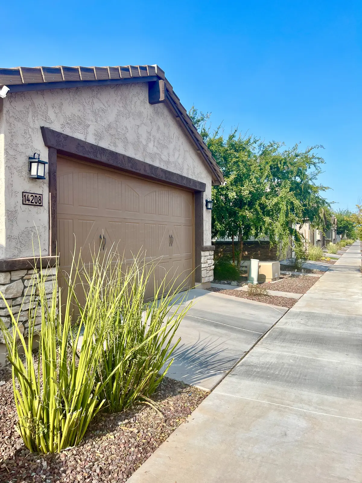 14208 W Georgia Dr, Surprise, AZ 85379-6616