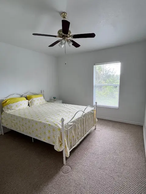 3241 20th Ave NE, Naples, FL 34120-5509