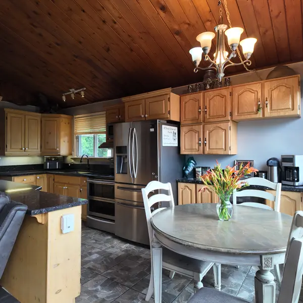 3 Kenhill Beach Rd., Dunsford,