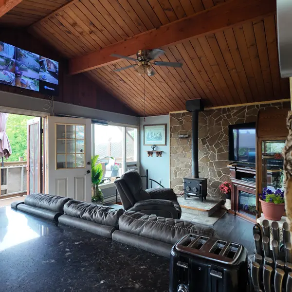 3 Kenhill Beach Rd., Dunsford,