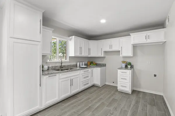 5513 Vancouver St, El Paso, TX 79924-4020