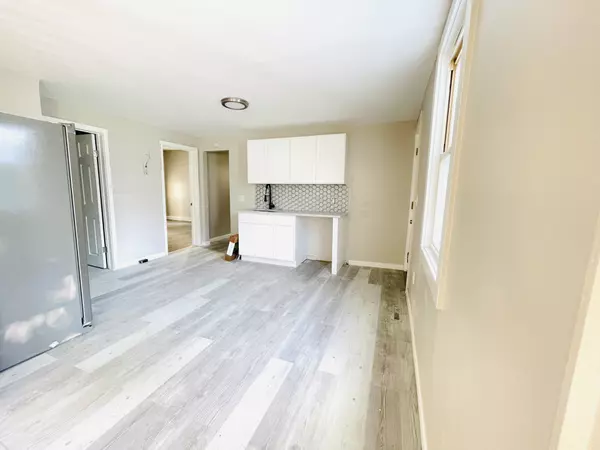 58 Wolcott St Waterbury, CT 06705-1141