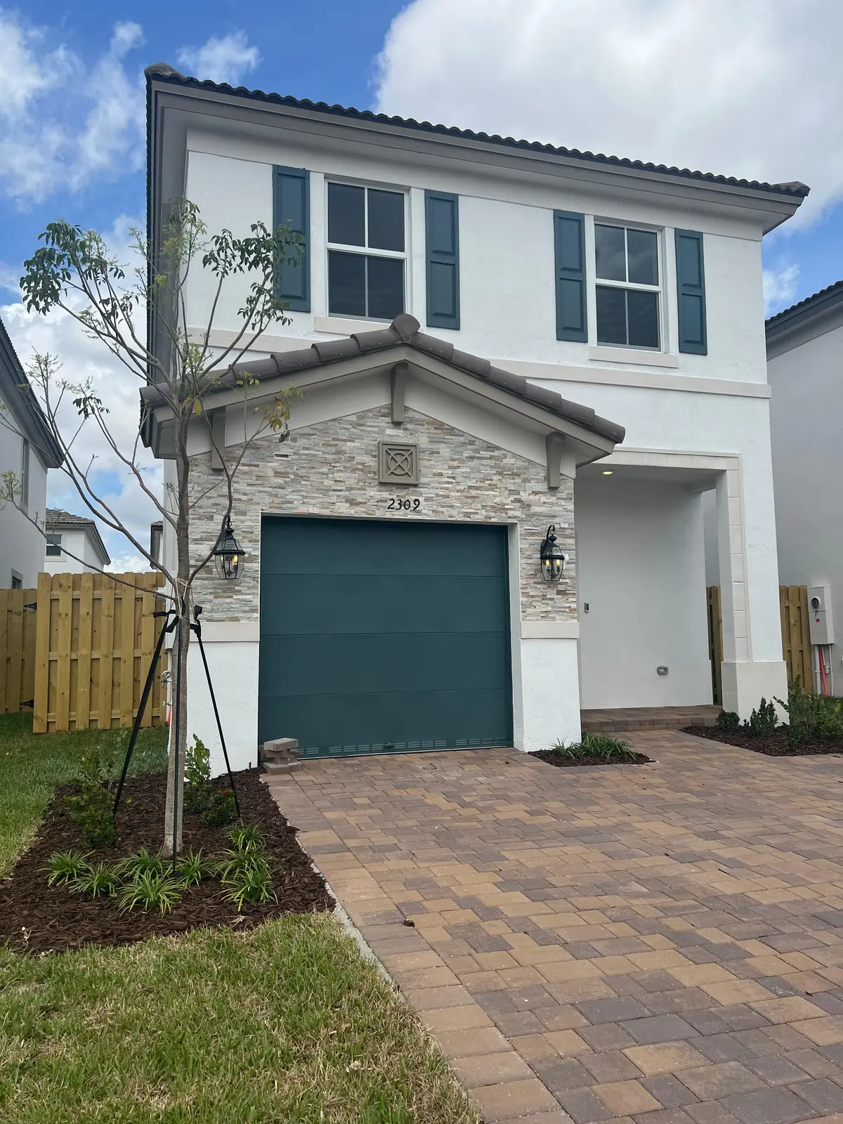 2309 NW 130th St Miami, 33167,